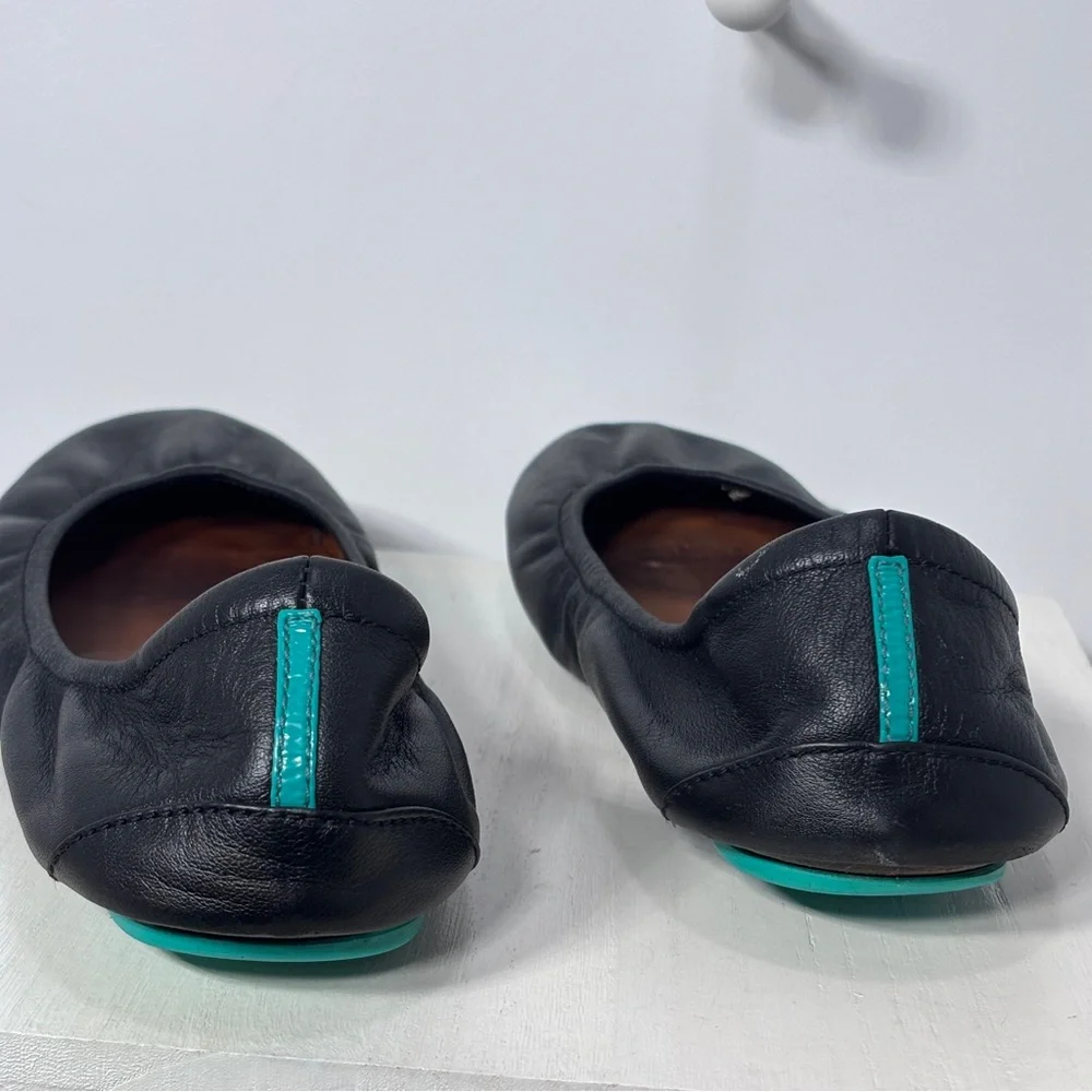 EUC Tieks By Gavrieli Women’s Matte Black Leather Flats Ballet Size 10 US - Picture 3 of 12